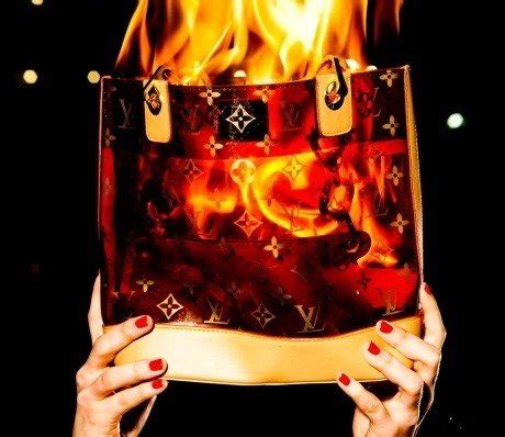 louis vuitton burning bags|does Louis Vuitton burn handbags.